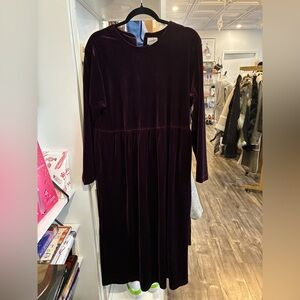 Jacqueline Ferrar deep purple velvet dress size 14P vintage